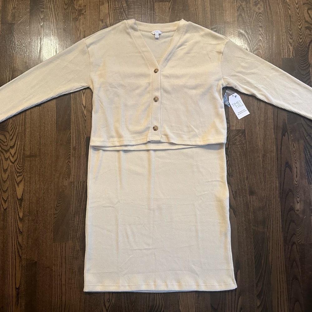 NWT Time And Tru Cardigan & Skirt Set Size Large (12-14)